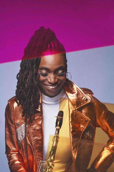 © Elizabeth Leitzell